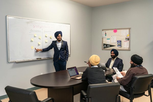 Évaluer l"impact des initiatives de durabilité sur la performance financière des entreprises : guide pratique